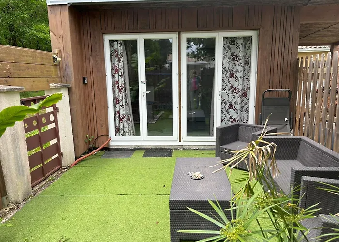 Le Chalet Au Bord Des Pistes Cyclables